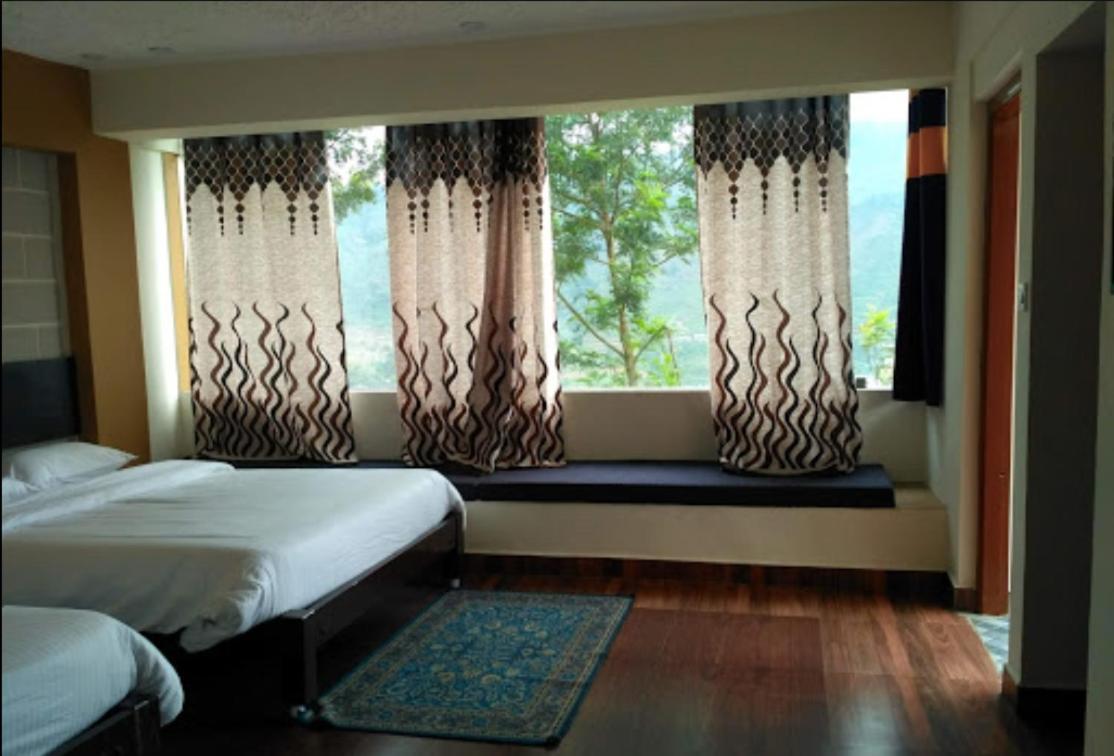 The Meadows Hotel โกไดกานัล ภายนอก รูปภาพ