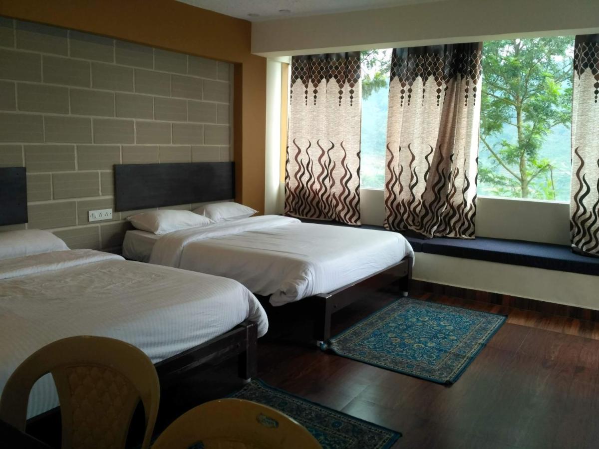The Meadows Hotel โกไดกานัล ภายนอก รูปภาพ