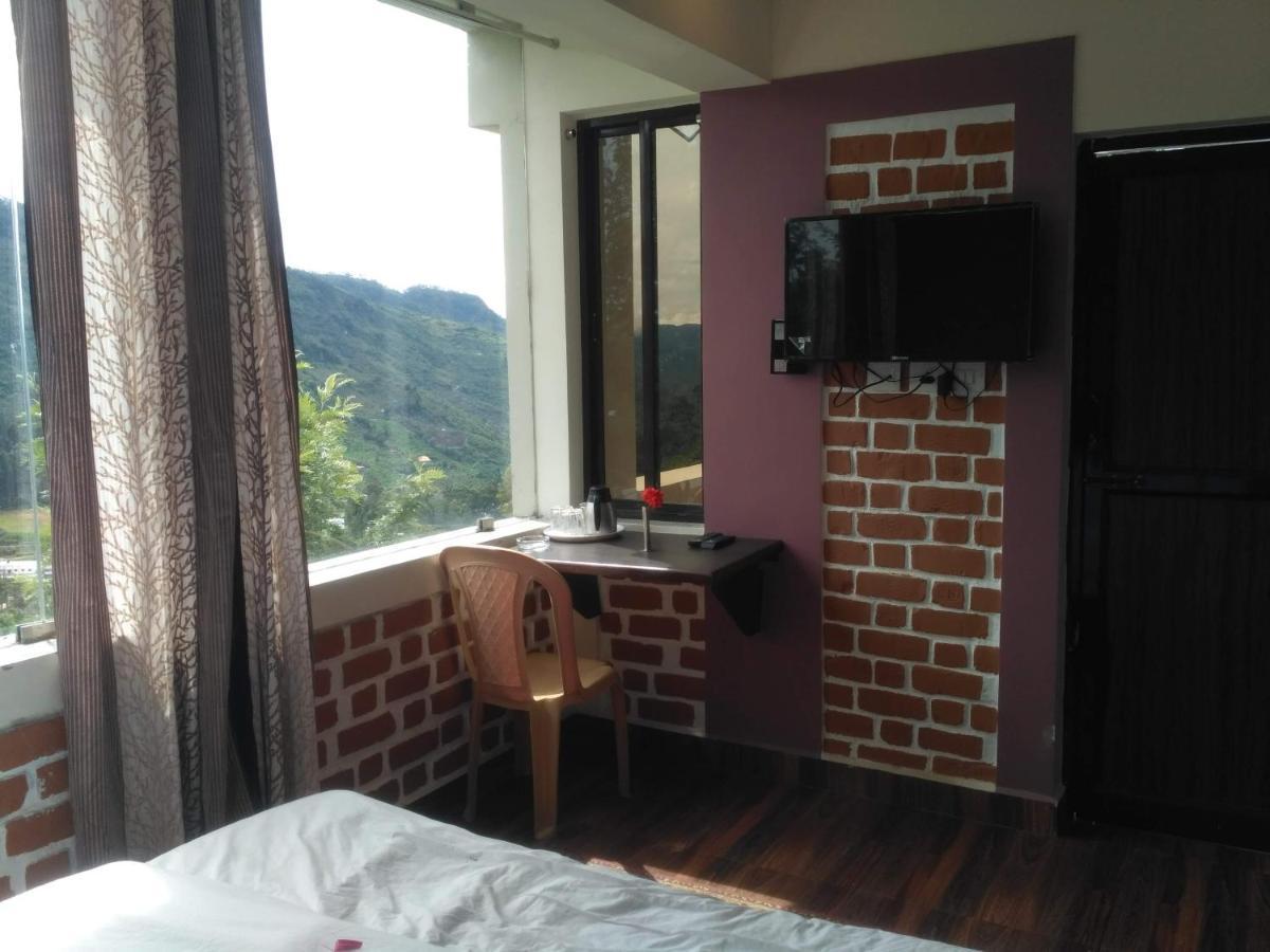 The Meadows Hotel โกไดกานัล ภายนอก รูปภาพ